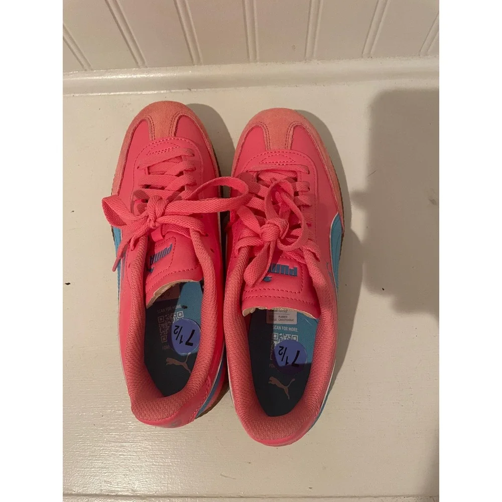 Puma Pink Blue Sneakers Athletic Shoes‎ Lace Up Size 7.5Y Casual